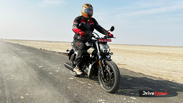 10 motorcycles under 2 5 lakhs