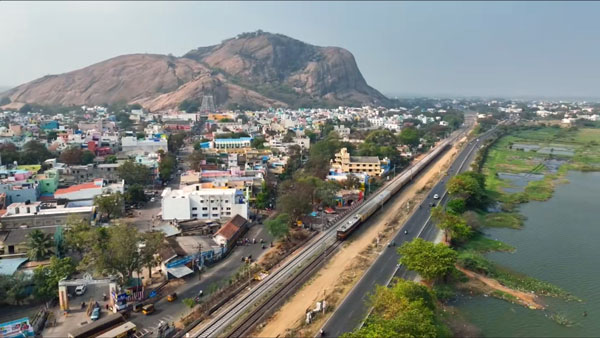 Thiruparankundram Railway Viral Video