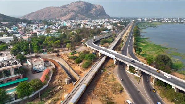 Thiruparankundram Railway Viral Video