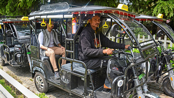 lithium ion battery lease