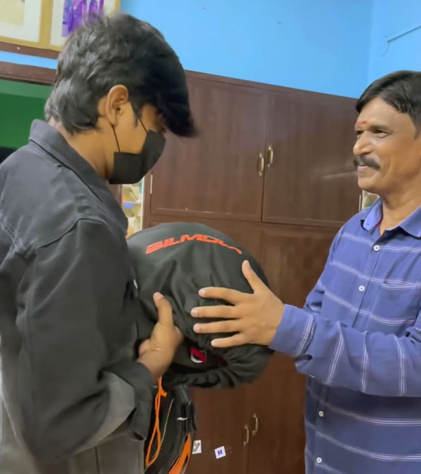 dad gifted helmet viral video