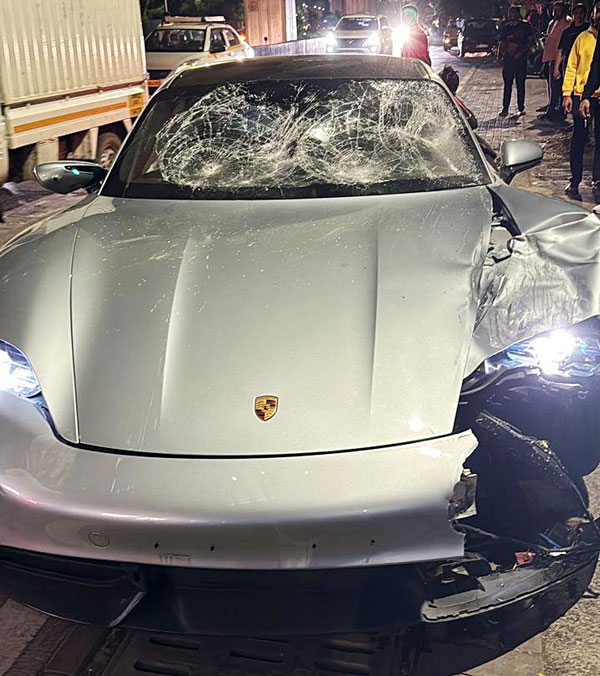 Porsche pune accident
