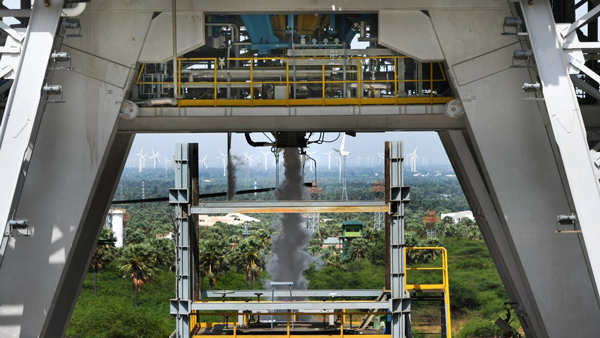 isro tests semi-cryogenic engine