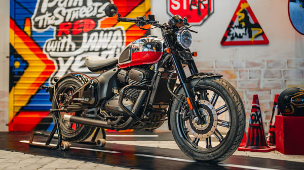 Jawa 42 bobber red sheen