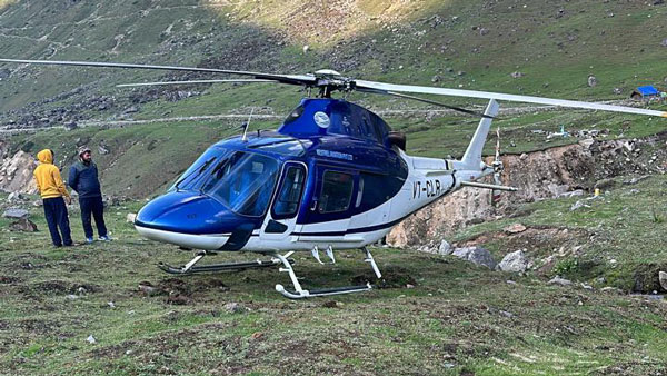 uttarakhand kedarnath helicopter emergency landing
