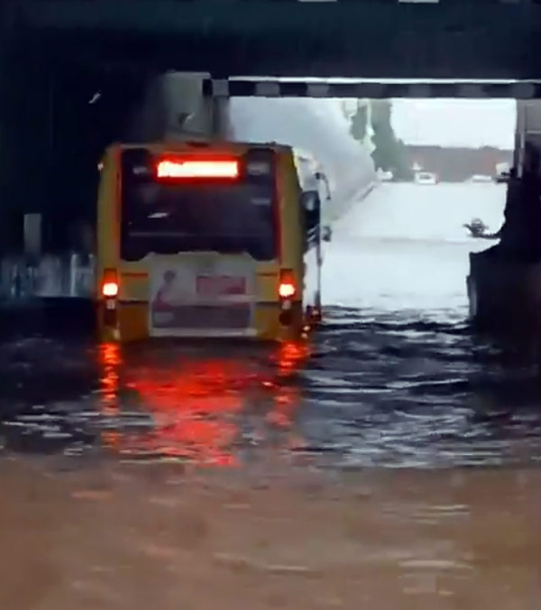 Govt Bus Struck Flood Viral Video
