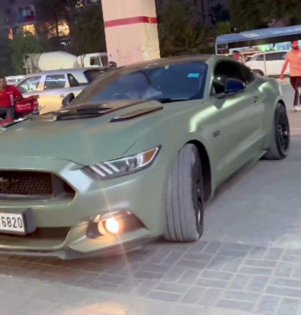 Mustang car
