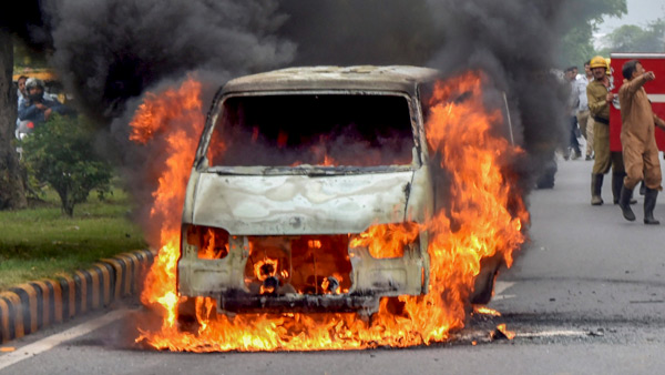 vehicles catching fire incidents