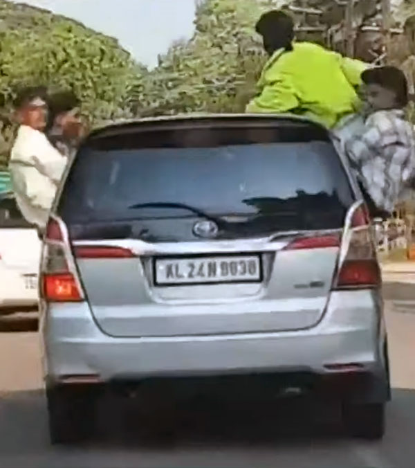 youngsters travelled on car window