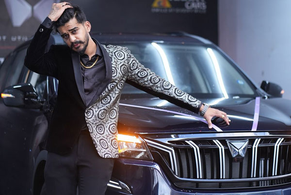kannada youtuber buys mahindra xuv700