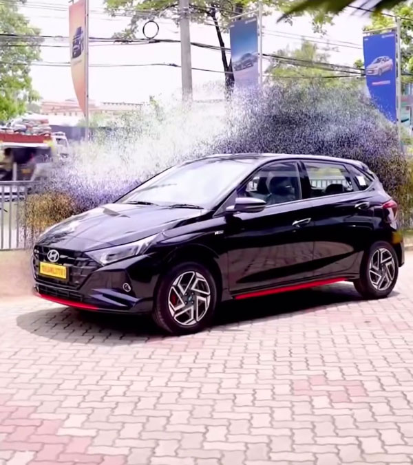 actress buys hyundai i20 n-line actress buys hyundai i20 n-line