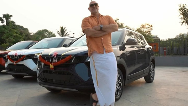 mahindra xuv3xo cars delivery event