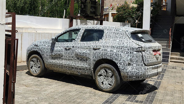 tata harrier ev spotted