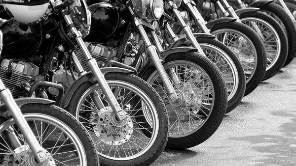 two-wheeler tyre pressure