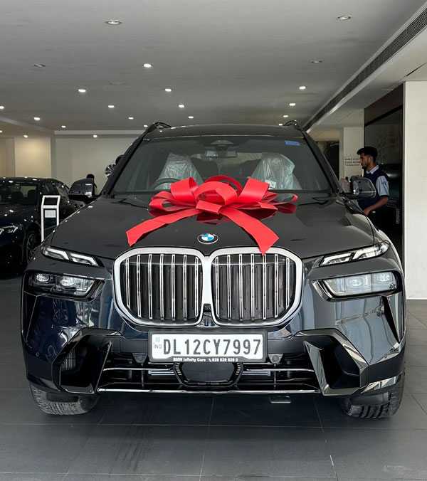akhil sachdeva buys bmw x7 akhil sachdeva buys bmw x7