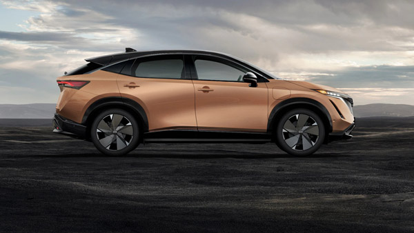 Nissan Ariya Side View