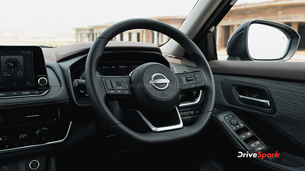 Nissan x trail steering wheel