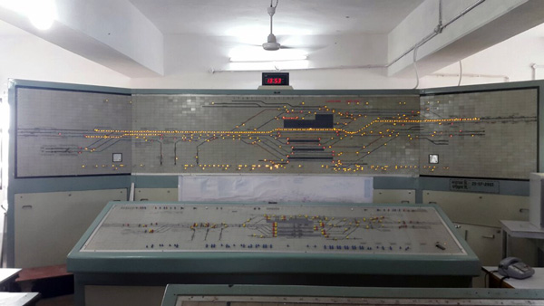 c f and w l signals detail