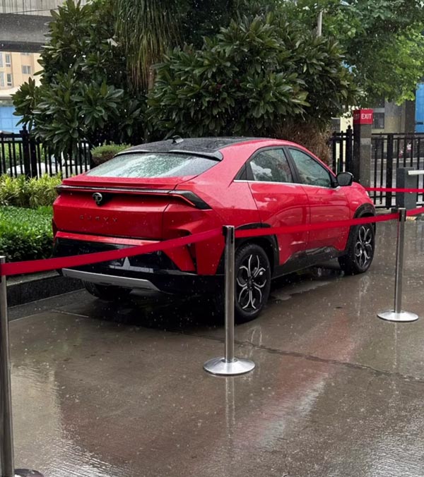 tata curvv in striking red