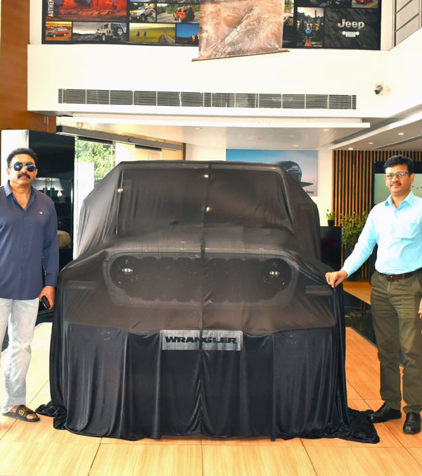 Baburaj buys jeep wrangler