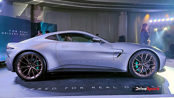 aston martin vantage launch