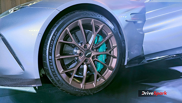 aston martin vantage launch