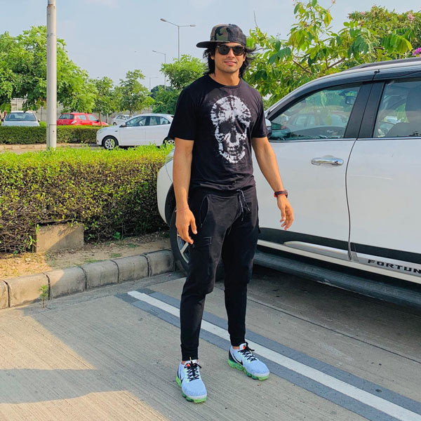 neeraj chopra car bike collections