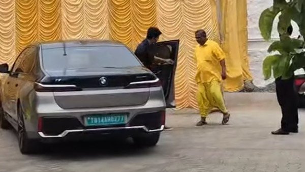 Vijay bmw i7 luxury ev