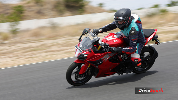 2024 TVS Apache RR 310 Review