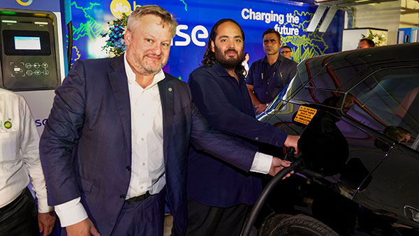 Jio-bp 500th ev charging station