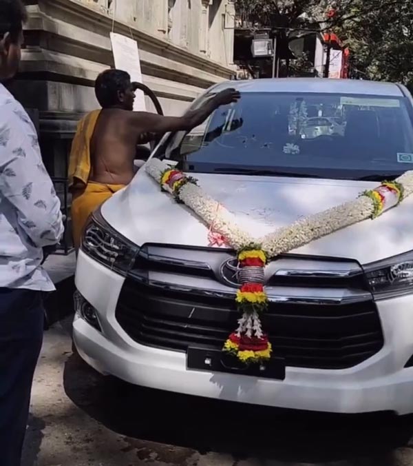 gold suresh luxury car collections