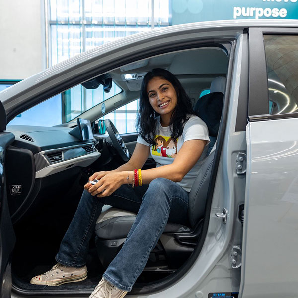 manu bhaker gifted curvv ev