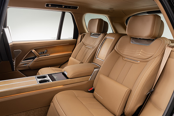 Range rover sv ranthambore edition rear seat