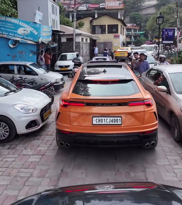 lamborghini cars passed through mussoorie