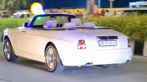 akash ambani joyride in rolls-royce akash ambani joyride in rolls-royce