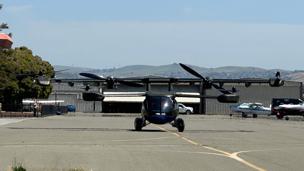 Aska a5 roadable electric-hybrid vtol front look