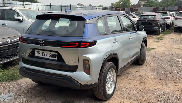 toyota hyryder signature edition