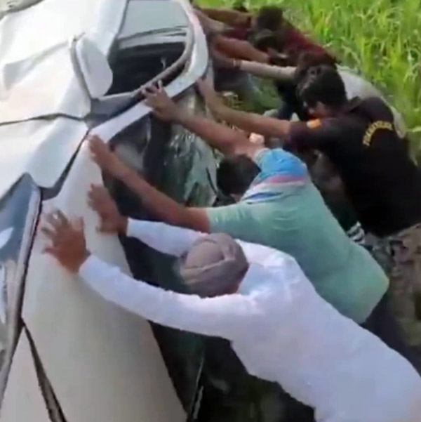 youtuber harsh pahwa met accident youtuber harsh pahwa met accident