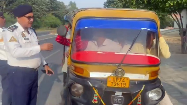 share auto rickshaw driver fined share auto rickshaw driver fined