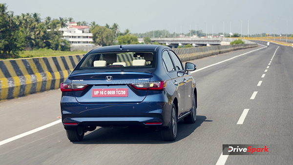 Honda amaze tracking shot