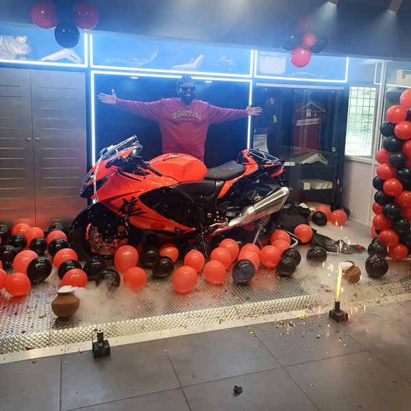 harsha chemudu buys suzuki hayabusa harsha chemudu buys suzuki hayabusa