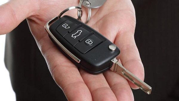 car key and engine health