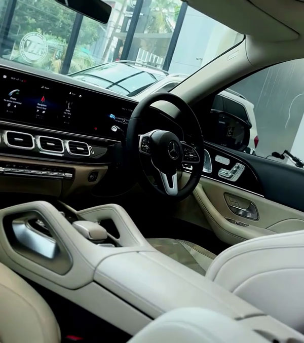 kerala family arrives in chevrolet kerala family arrives in chevrolet