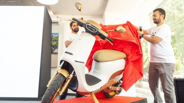 ola electric opens new stores