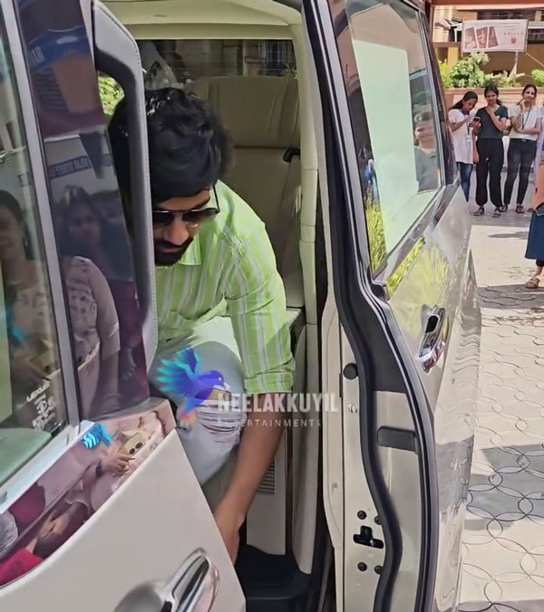 malayalam actor spotted with lexus