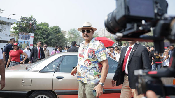 ravi shastri with audi 100