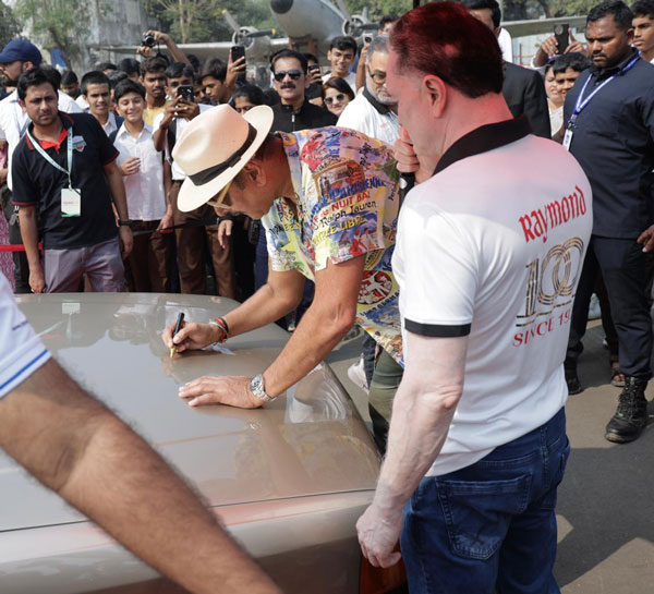 ravi shastri with audi 100