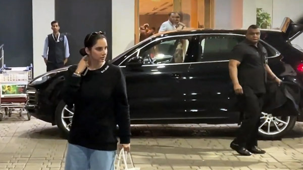 Sania Mirza Spotted In Porsche Cayenne GTS Sania Mirza Spotted In Porsche Cayenne GTS