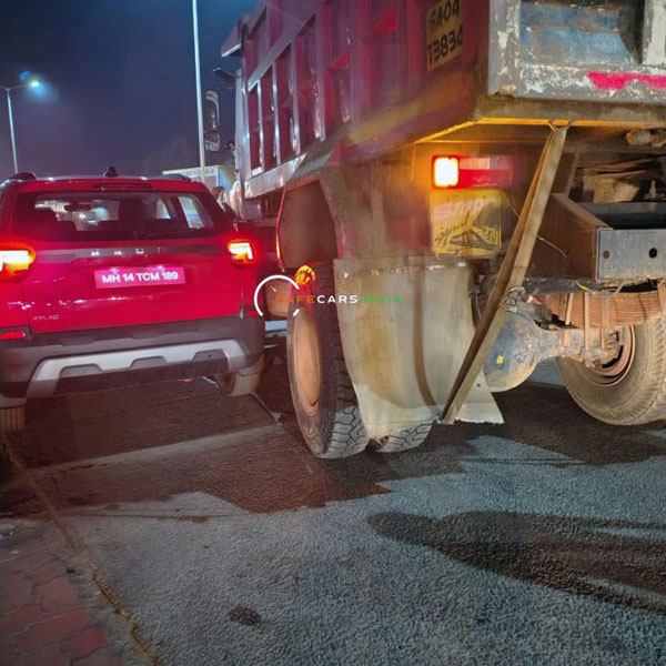 skoda kylaq meets first accident