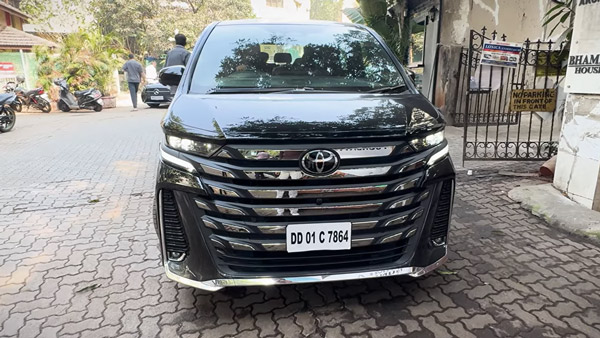 Toyota Vellfire Toyota Vellfire